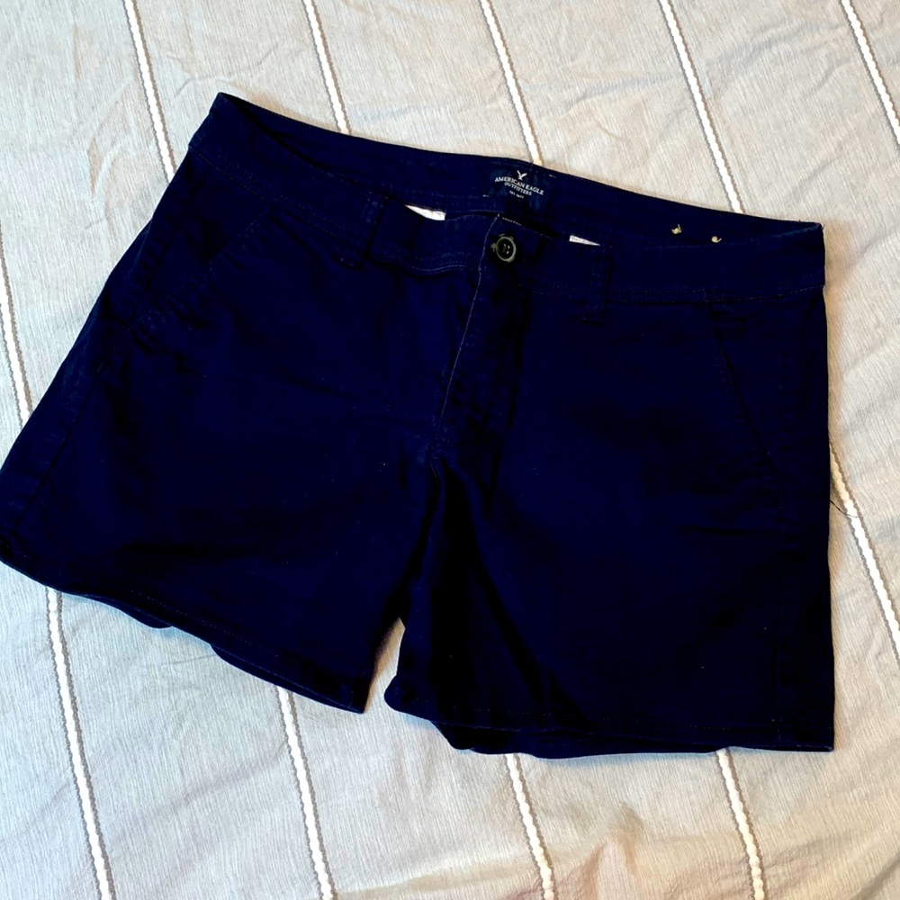 American Eagle Shorts Size 12 Blue Cotton Spandex NEW!